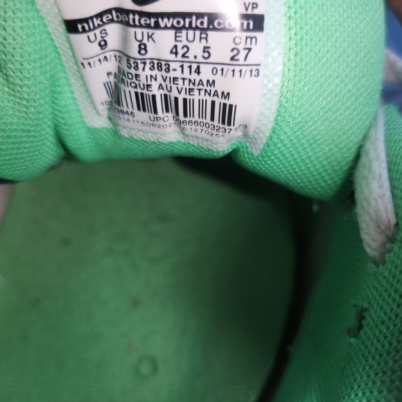 Mens size 9 Air max - Picture 5 of 6